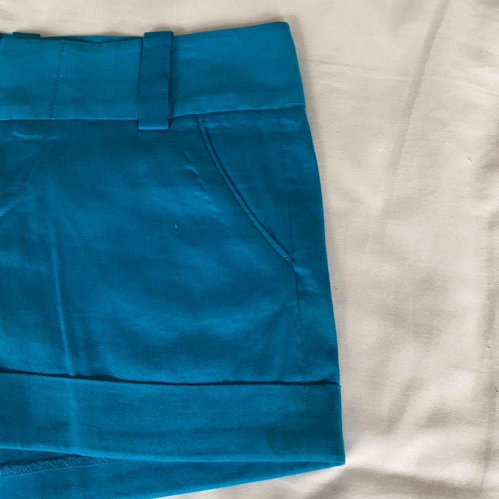 Alice & Olivia Shorts🕶 - Picture 4 of 8
